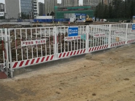 中建交通臨邊防護(hù)圍擋